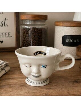 Baileys Irish Cream Winking Face Mug Helen Hunt For Los Angeles Youth Network